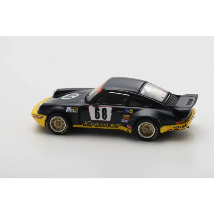 Spark Porsche 911 Carrera RSR 3.0 No.68 24H Le Mans 1974 1:64 bok detal