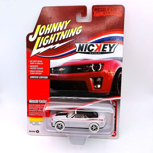 Johnny Lightning Chevy 2013 Camaro ZL1 1:64 przód
