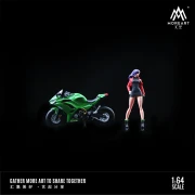 MoreArt NEON GENESIS EVANGELION Katsuragi Misato Resin Motorcycle Figure 1:64 przód detal