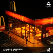 MoreArt Diorama McDonalds Restaurant Parking Scene 1:64 detal 3