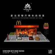 MoreArt Diorama McDonalds Restaurant Parking Scene 1:64 przód