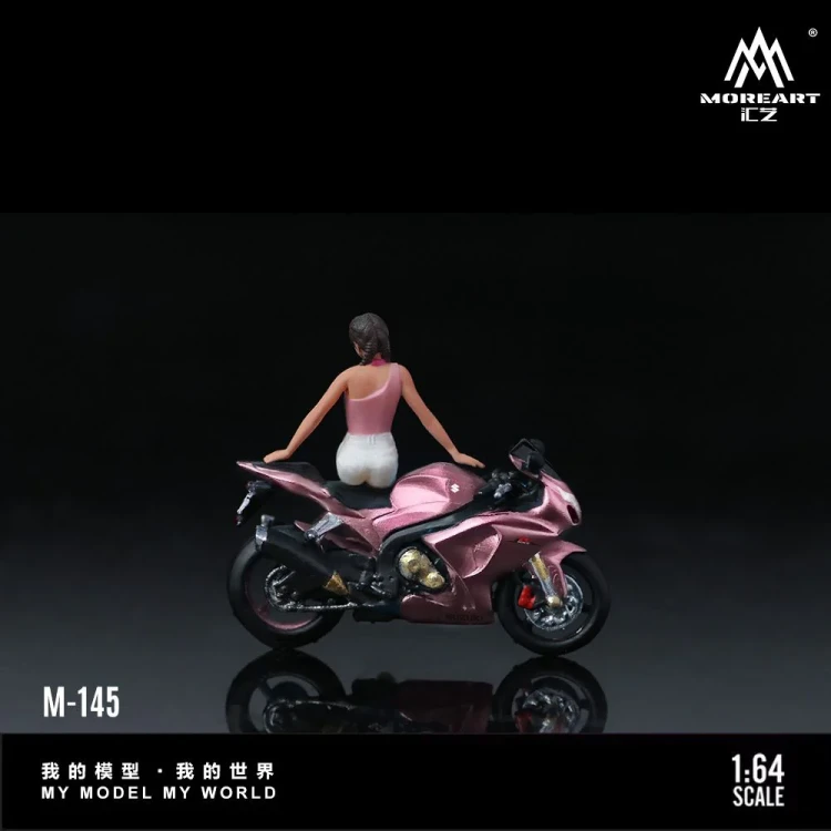MoreArt Suzuki Peach Pink Motorcycle Girl 1:64 tył