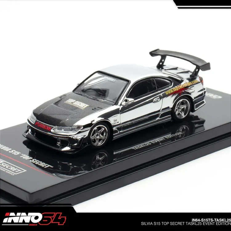 INNO64 Top Secret Nissan Silvia S15 Silver Chrome 2025 Tokyo Auto Salon 1:64 przód