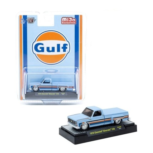 M2 Machines 1978 Chevrolet Silverado C30 Custom Gulf Blue Truck 1:64 bok