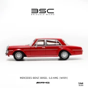 BSC Mercedes Benz 300SEL W109 AMG RED 1:64 bok