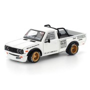 Pop Race Pandem Datsun 620 Pickup Truck White 1:64 przód