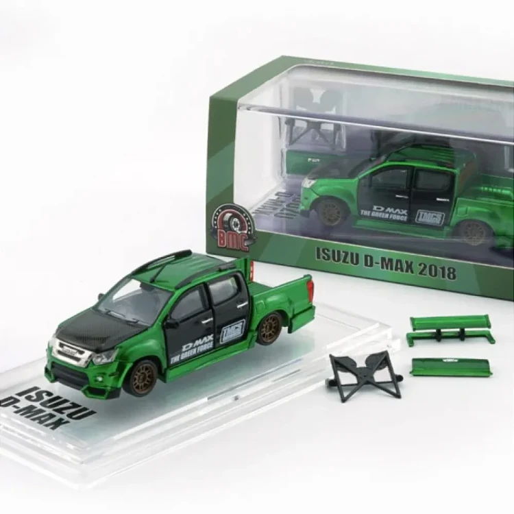 BM Creations Isuzu D-Max Low Rider 1:64 box