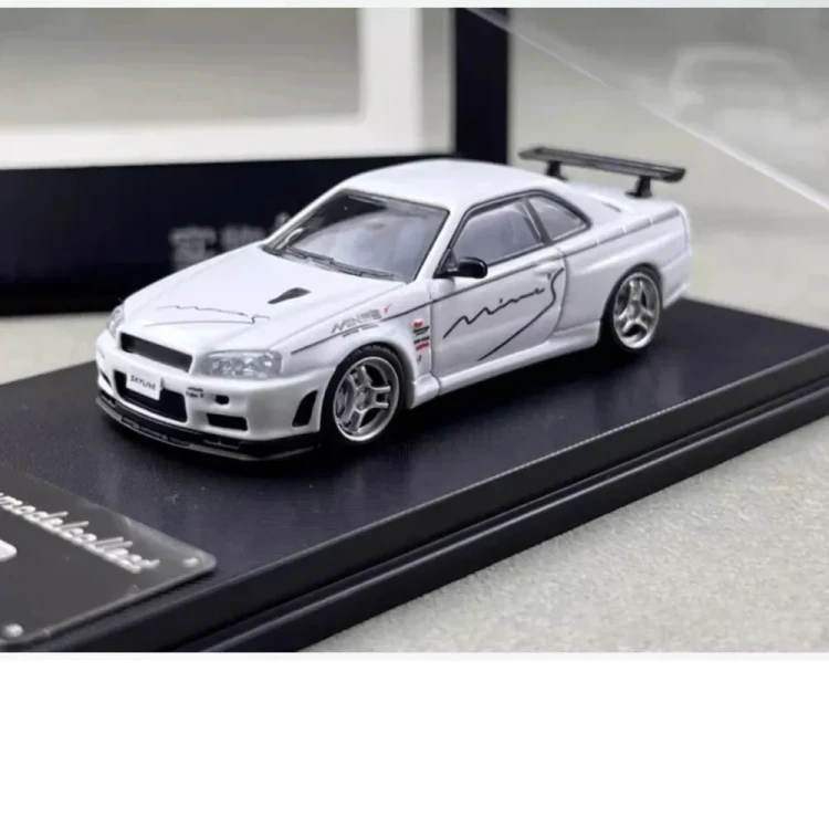 My Model Collect Nissan Skyline R34 V Spec White 1:64 przód