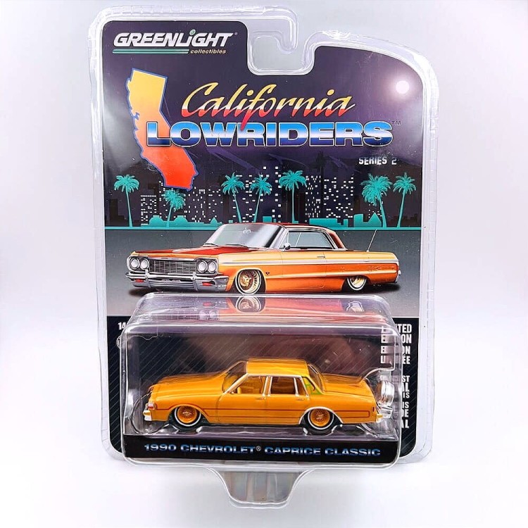 greenlight-1990-chevrolet-caprice-classic-renegade-lowriders-1-64-front.jpg