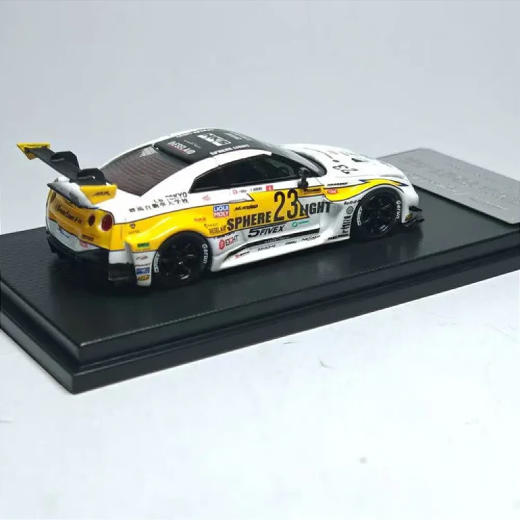 My Model Collect LBWK Nissan GTR GT R35 White Flash Livery 1:64 tył prawy