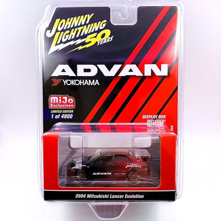 johnny-lightning-2004-mitsubishi-lancer-evolution-advan-1-64-front.jpg