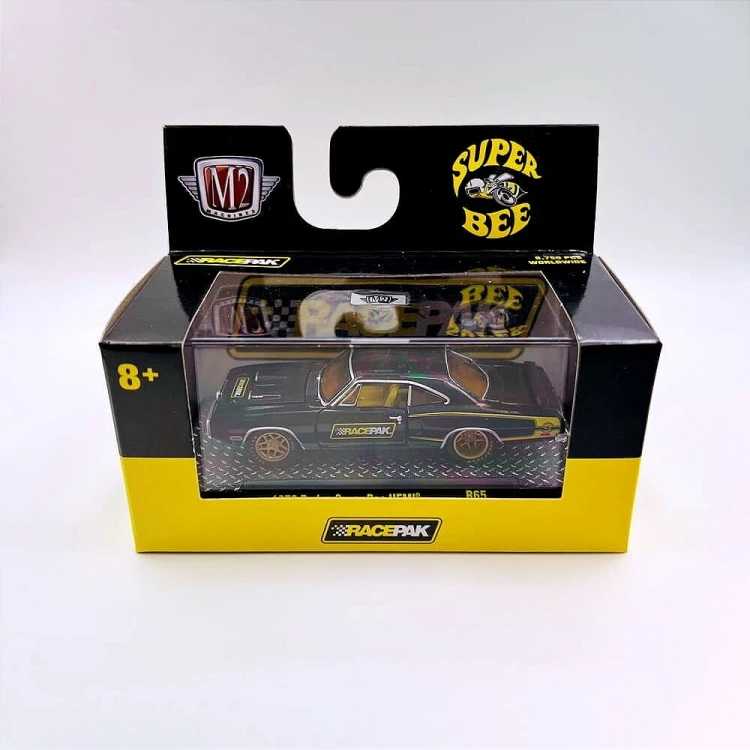 m2-machines-dodge-super-bee-hemi-1970-1-64-front.jpg