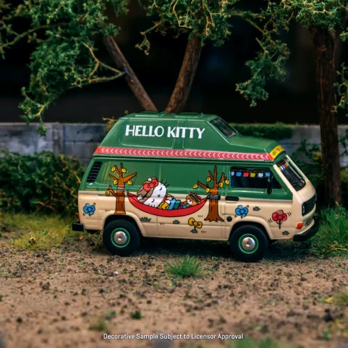 tarmac-works-schuco-volkswagen-t3-van-hello-kitty-camping-1-64-back.webp