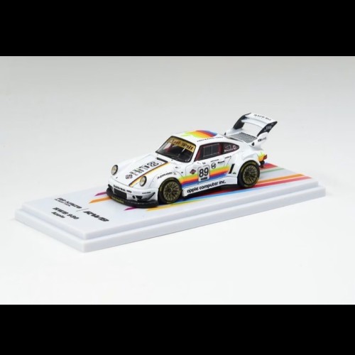 Almost Real RWB 930 Apple 89 1:64 przód