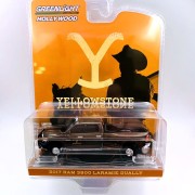 greenlight-dodge-ram-3500-laramie-dually-2017-1-64-front.jpg