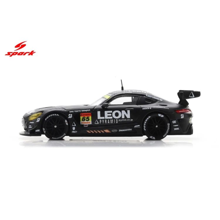 Spark Mercedes AMG K2 R&amp;D LEON RACING No.65 GT300 SUPER GT 2025 1:64 bok