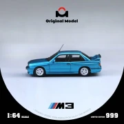 Original Model BMW E30 M3 Sedan Blue Limitowany 1/999 1:64 bok