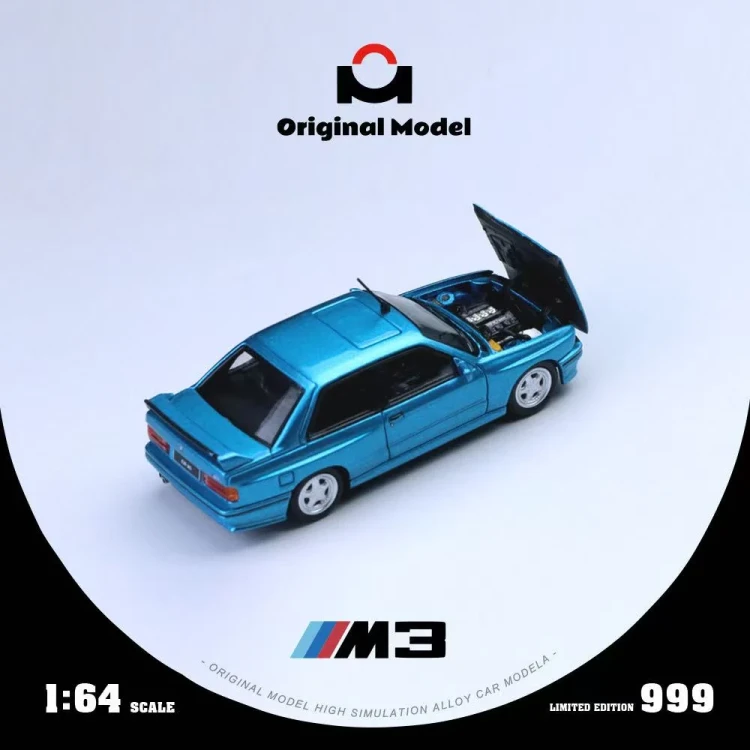Original Model BMW E30 M3 Sedan Blue Limitowany 1/999 1:64 tył