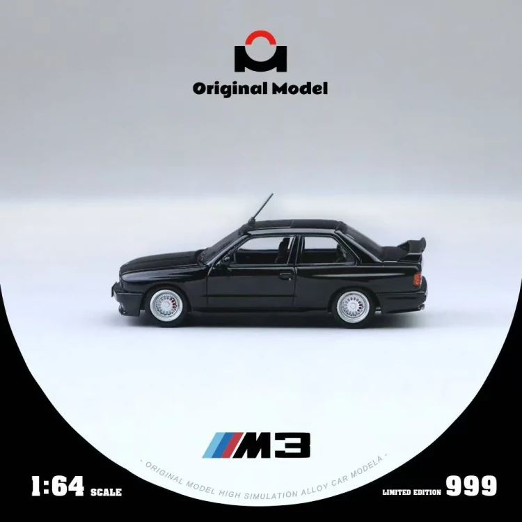 Original Model BMW E30 M3 Sedan Black Limitowany 1/999 1:64 bok