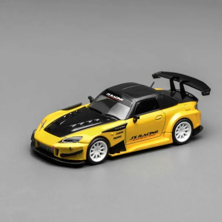 Motorhelix Honda S2000 J’s Racing Yellow 1:64 przód