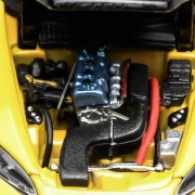 Motorhelix Honda S2000 J’s Racing Yellow 1:64 detal silnik