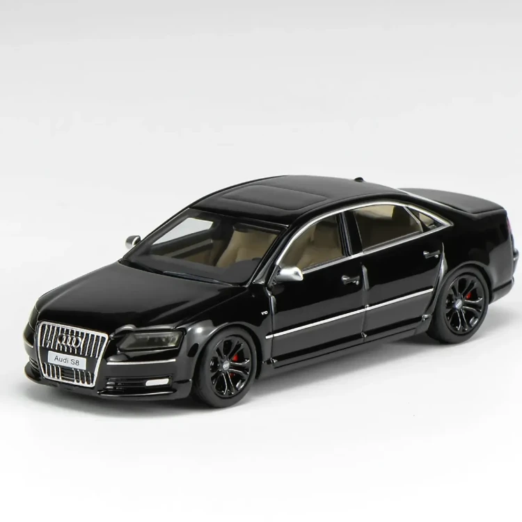 Motorhelix Audi S8 2008 Black 1:64 przód