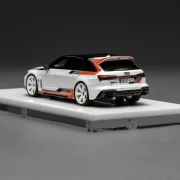 Motorhelix Audi RS 6 Avant GT Akona White model żywiczny 1:64 tył