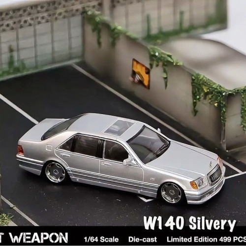 Street Weapon Mercedes Benz W140 silver 1:64 bok