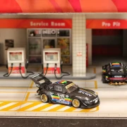 Street Weapon Porsche 993 Apple High tail black 1:64 przód