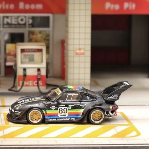 Street Weapon Porsche 993 Apple High tail black 1:64 bok