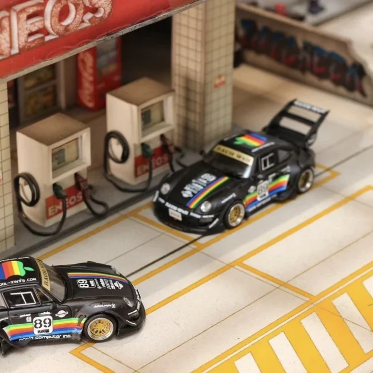 Street Weapon Porsche 993 Apple High tail black 1:64 góra detal