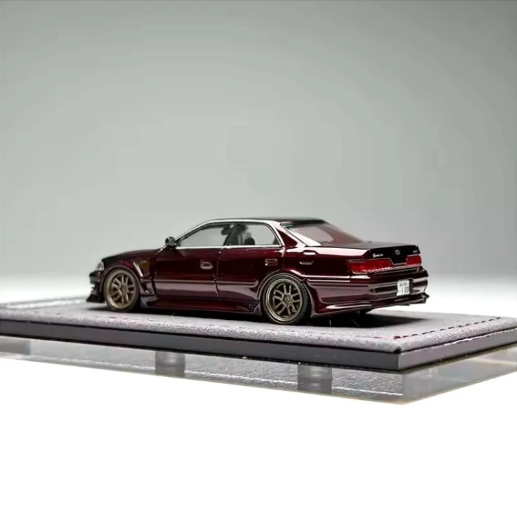 MORTAL64 Toyota Mark II JZX100 Red Limitowany 1:64 bok