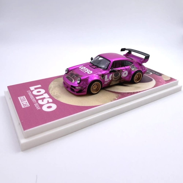 Front view – Cool Car Porsche 964 Lotso Strawberry Bear 1:64 limited edition