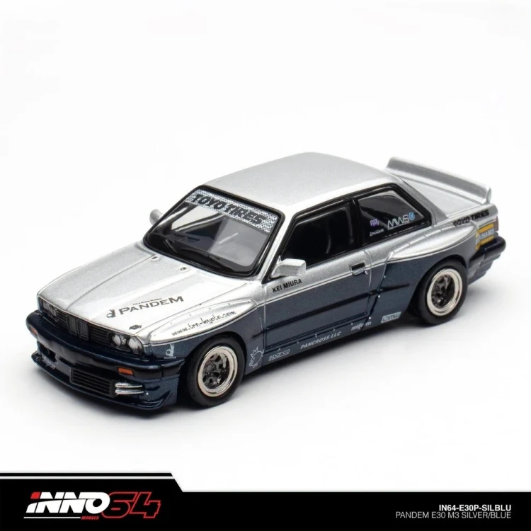 INNO64 BMW E30 PANDEM M3 Silver Blue 1:64 przód detal
