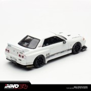 INNO64 Nissan Skyline GT-R R32 Top Secret white 1:64 tył