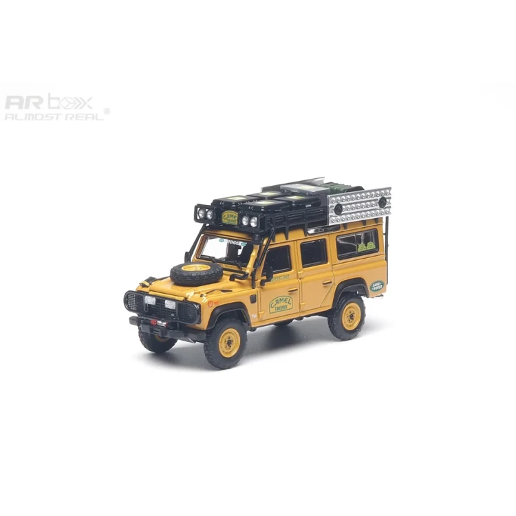 Almost Real Land Rover Defender 110 Camel Trophy Support Unit Sabah-Malaysia 1993 1:64 przód