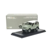 Almost Real Land Rover Defender 90 Heritage Edition 2015 Green 1:64 przód