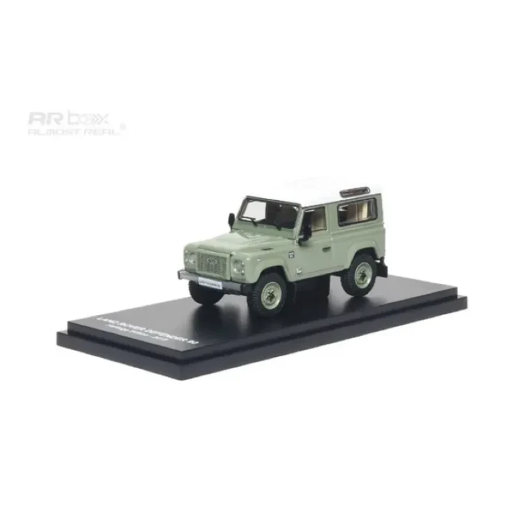 Almost Real Land Rover Defender 90 Heritage Edition 2015 Green 1:64 bok detal