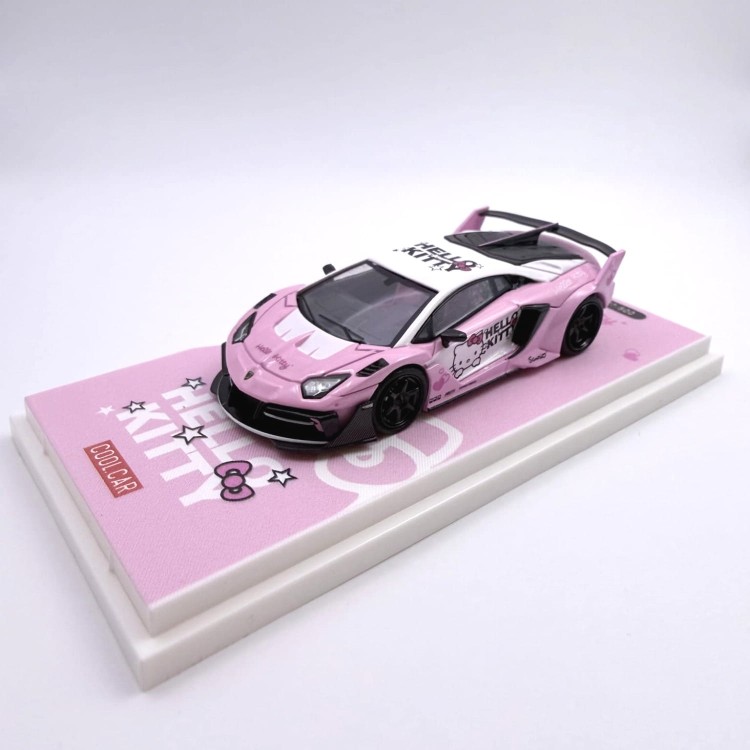 Front view – Lamborghini Aventador GT Evo Hello Kitty 1:64 diecast model.jpg