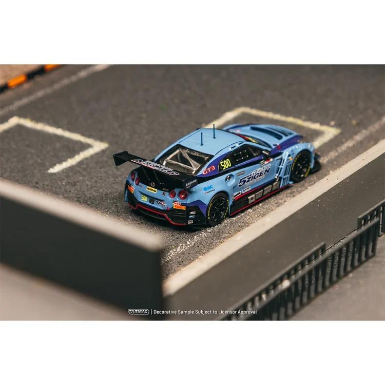 Tarmac Works Nissan GT-R NISMO GT3 GT World Challenge Asia 2025 Beijing Street Circuit Winner TEAM 5ZIGEN 1:64 tył