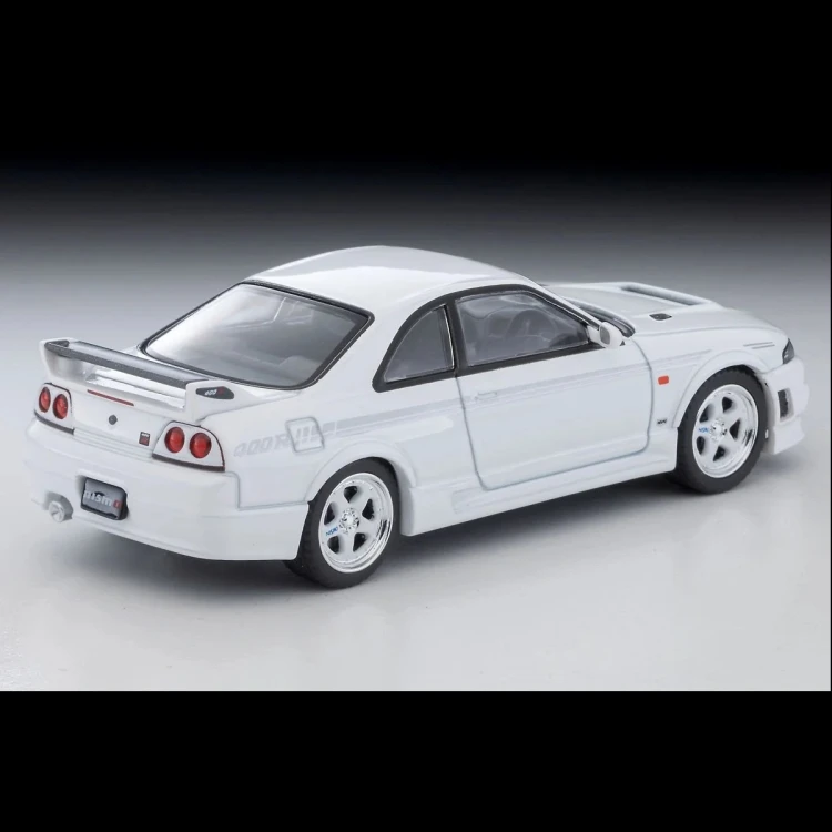 Tomica Limited Vintage Neo Nissan GT-R NISMO 400R White 1:64 tył