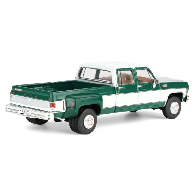 IXO America 1973 GMC Sierra Grande 3500 Crew Cab Dually green white 1:64 tył