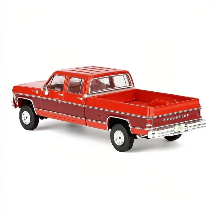 IXO America 1979 Chevrolet Scottsdale K20 carmine red dark 1:64 tył