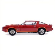 IXO America 1978 Chevrolet Camaro Z 28 carmine metallic 1:64 bok