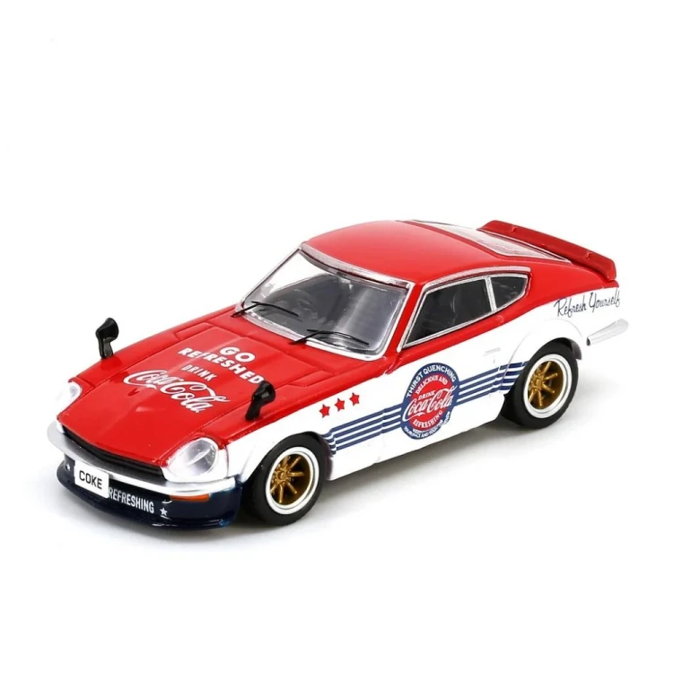 INNO64 Nissan FAIRLADY Z (S30) Coca-Cola Livery 1:64 przód