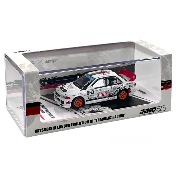 INNO64 Mitsubishi Lancer Evolution III TRACKERZ RACING 1:64 przód box