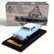 Sun Star 1979 Lincoln Continental blue white 1:64 gablotka