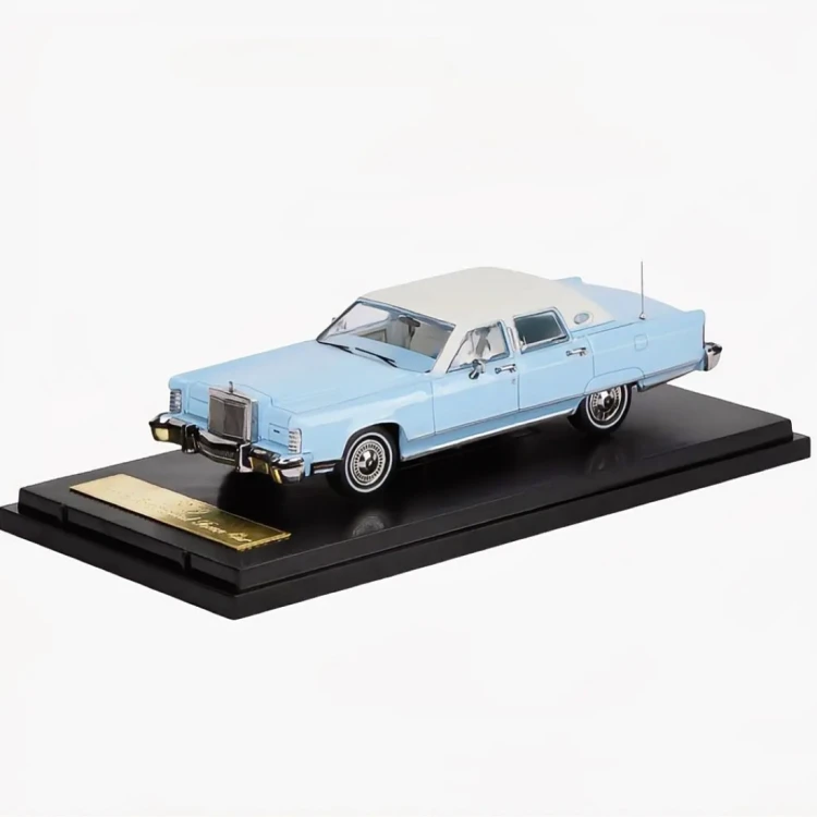 Sun Star 1979 Lincoln Continental blue white 1:64 przód