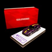 TOC Ferrari 812 Competizione HK Purple Resin 1:64 przód