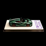 TOC Ferrari 812 Competizione Verde Bottigilia Resin 1:64 bok detale